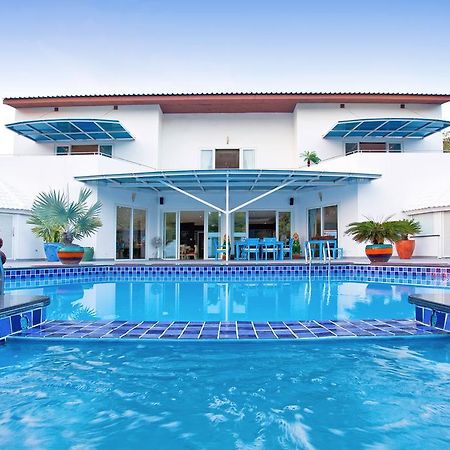 Villa Sharrow Bay Pattaya Esterno foto