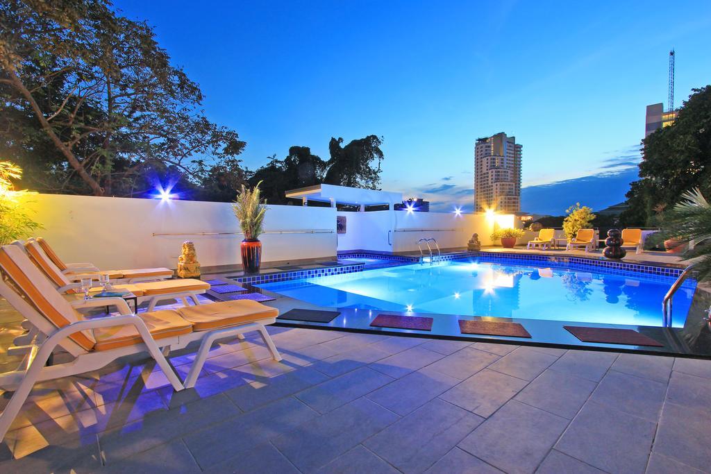 Villa Sharrow Bay Pattaya Esterno foto