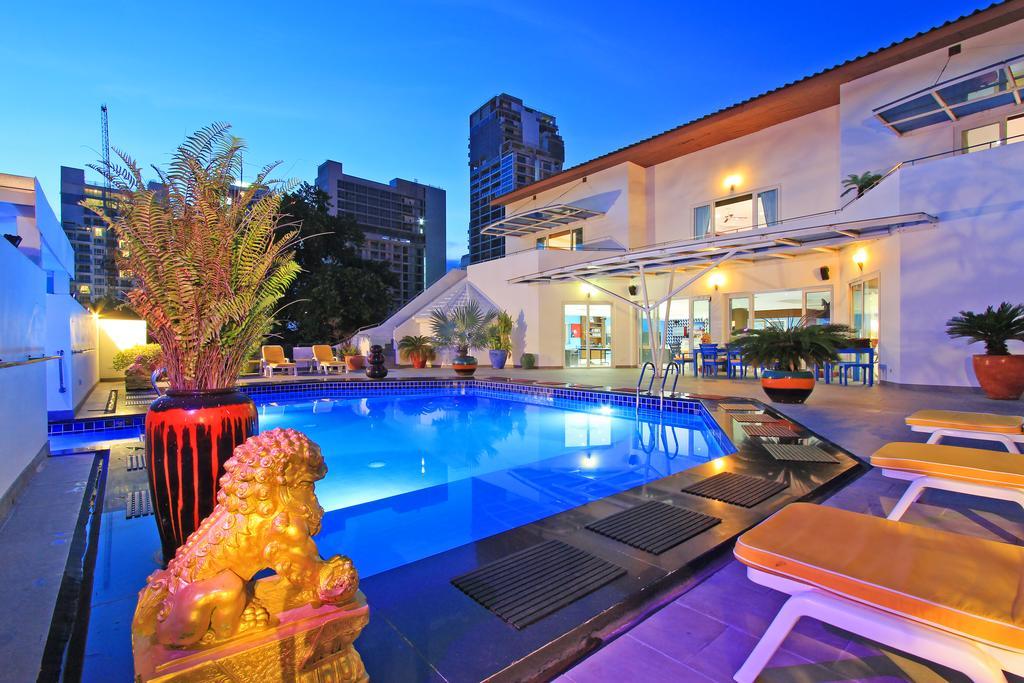 Villa Sharrow Bay Pattaya Esterno foto