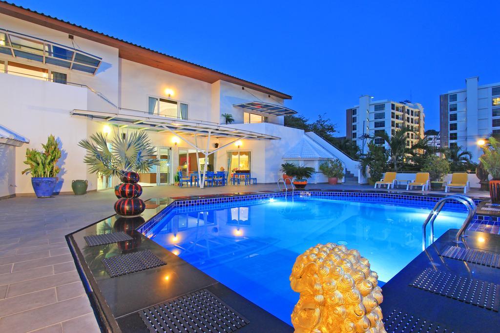 Villa Sharrow Bay Pattaya Esterno foto