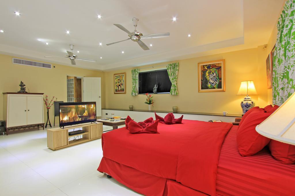 Villa Sharrow Bay Pattaya Esterno foto