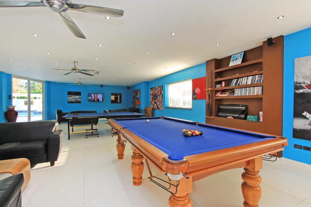 Villa Sharrow Bay Pattaya Esterno foto