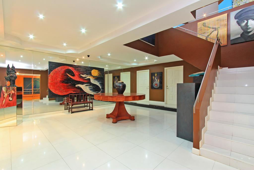 Villa Sharrow Bay Pattaya Esterno foto