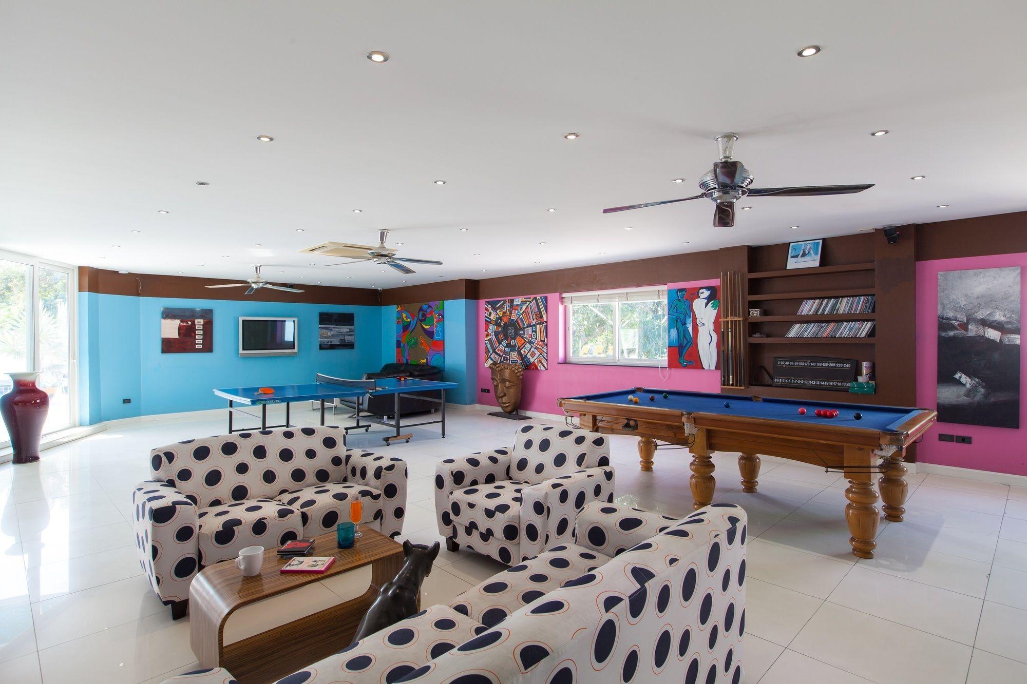 Villa Sharrow Bay Pattaya Esterno foto