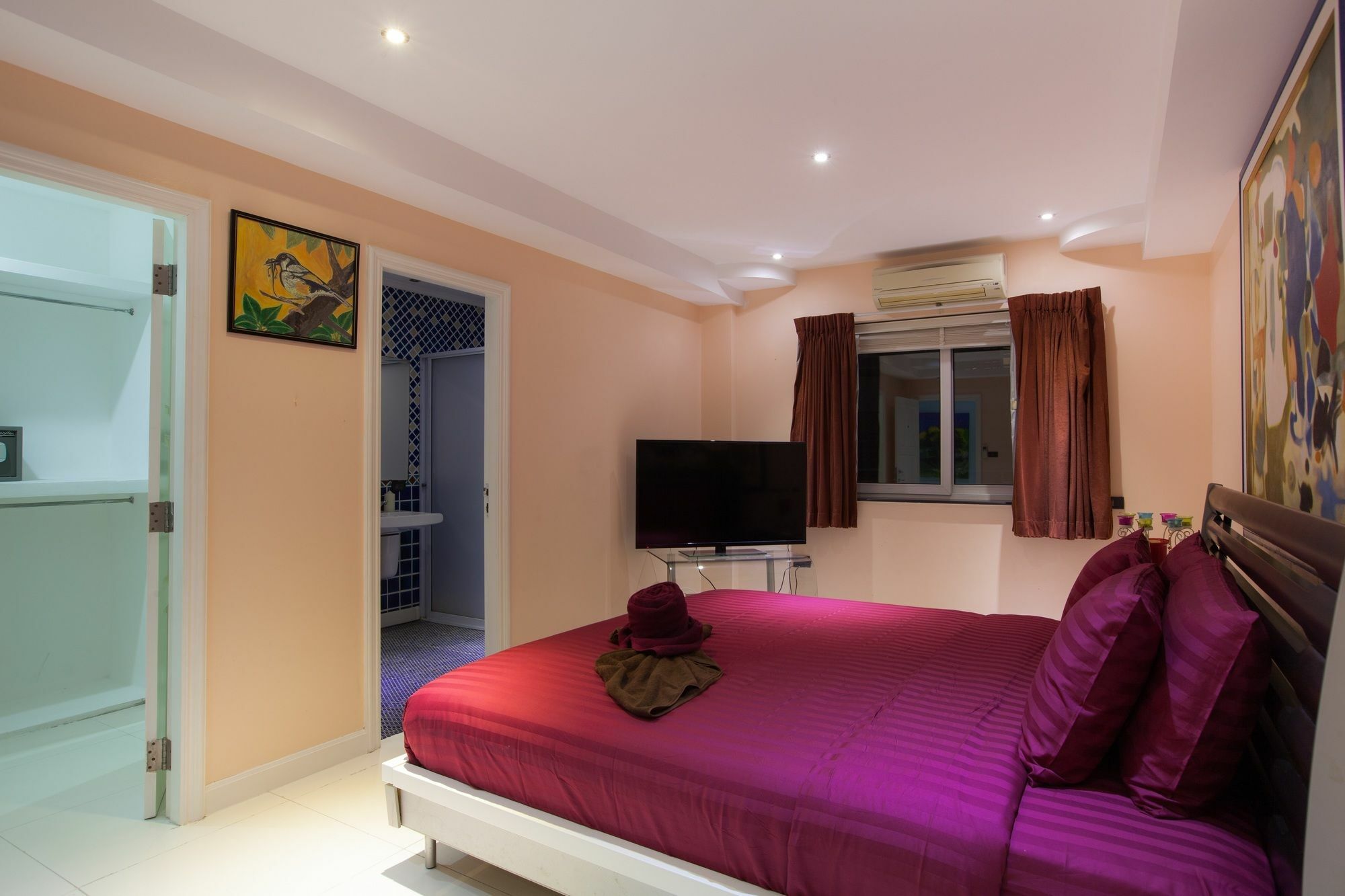 Villa Sharrow Bay Pattaya Esterno foto